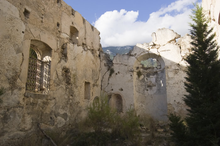 11_Kefalonia 2009 - Mon Sission Erdbebenruine 1953 -  29_DSC_5835
