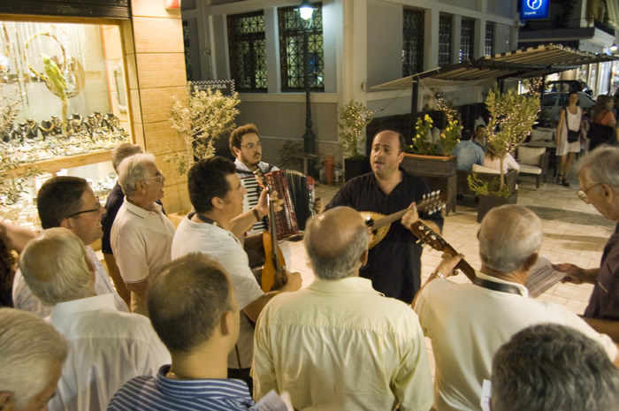 26 Kefalonia 2009 - Argostoli - traditionelle kefalonische Musik in der Lithostroto - 12_DSC_6102
