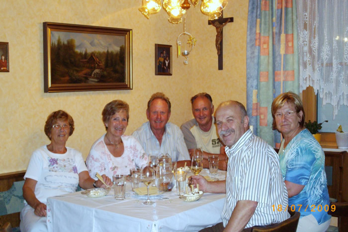 11_Grillparty mit den Familien Froestl und SturmGruppenbild