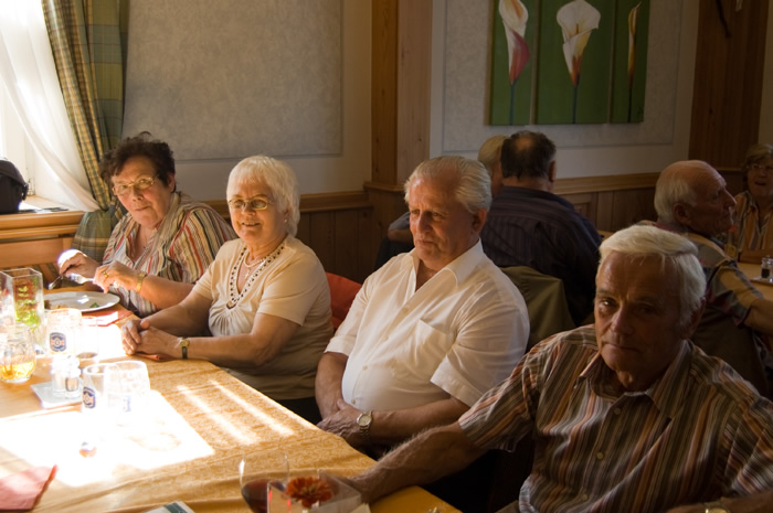 03_Exekutivpensionisten Wiener Neustadt - Jahrestreffen 2009 - Mittagessen mit Kollegen und Freunden -   DSC_7154